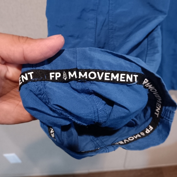 Free People Movement Mesmerize Me Cargo Slouchy Pants Size Xs - Picture 4 of 8